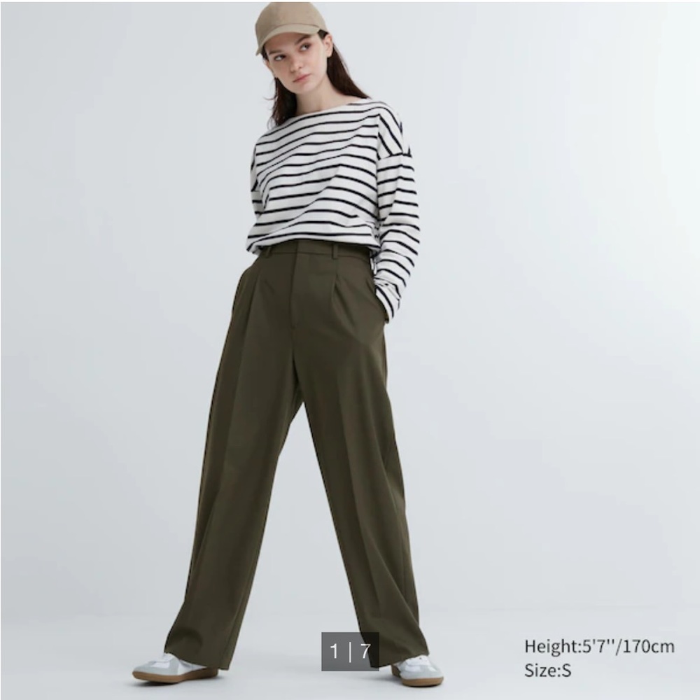 UNIQLO Wide Fit Pleated Pants - Olive